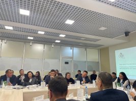 На круглом столе обсудили деятельность и план развития Агрохолдинга «Туймаада»